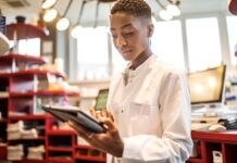 Community Pharmacies in Uganda Connect Young Women to HIV Preventive Care